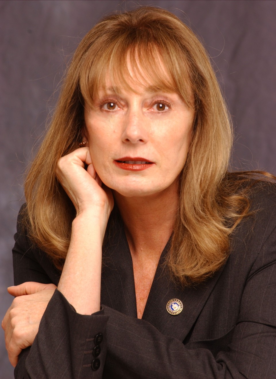 Gayle Lynds
